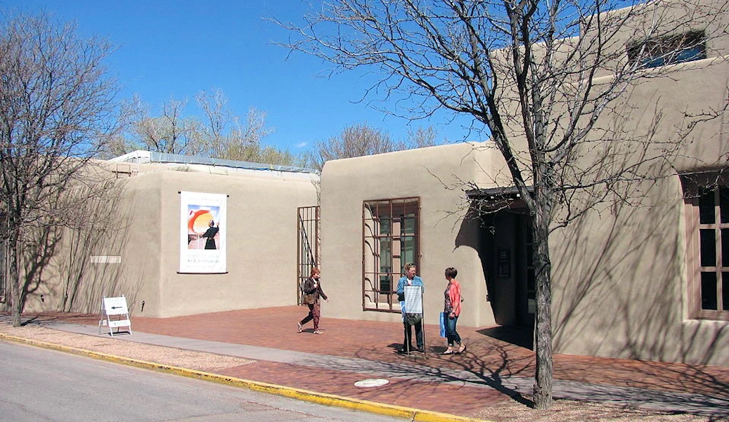 Visit the Georgia O’keeffe Museum