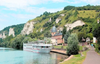 A description and images from our River Seine Viking River Cruise.