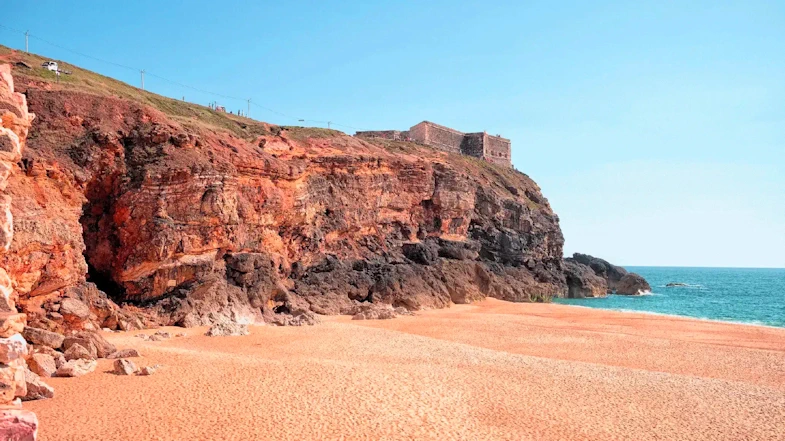 Discovering the Algarve: Sun-Kissed Beaches and Hidden Gems in Portugal's Coastal Paradise