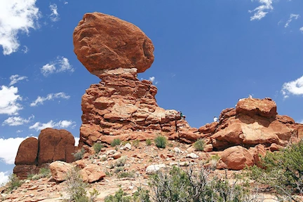 Experience the natural beauty of Arches National Park, home to over 2,000 breathtaking sandstone arches. Get all of the info you need for a successful visit