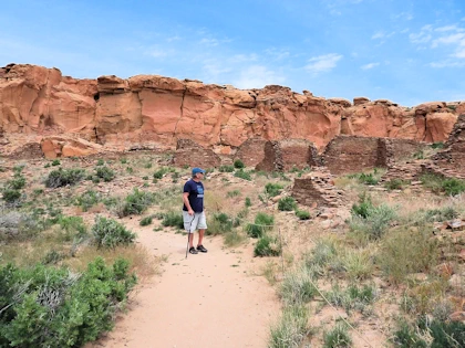 Explore Chaco Culture National Historical Park, a UNESCO World Heritage Site in New Mexico. Plan your visit with our detailed information in this remote and breathtaking desert landscape