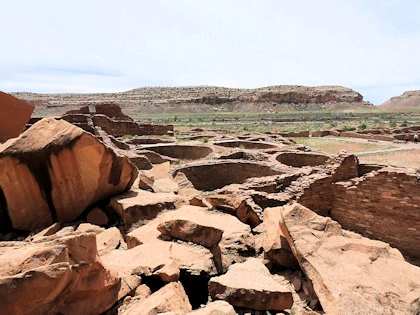 Explore Chaco Culture National Historical Park, a UNESCO World Heritage Site in New Mexico. Plan your visit with our detailed information in this remote and breathtaking desert landscape