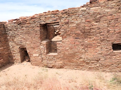 Explore Chaco Culture National Historical Park, a UNESCO World Heritage Site in New Mexico. Plan your visit with our detailed information in this remote and breathtaking desert landscape