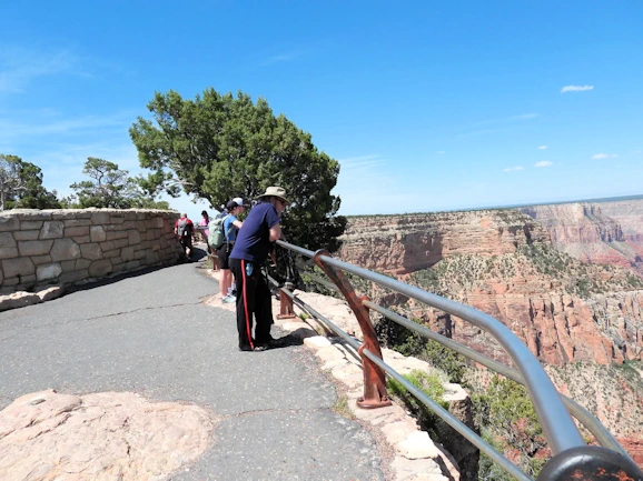 Looking for the best way to explore the Grand Canyon? Our itineraries for the south rim cover must-see sights, activities, and tips for an amazing adventure