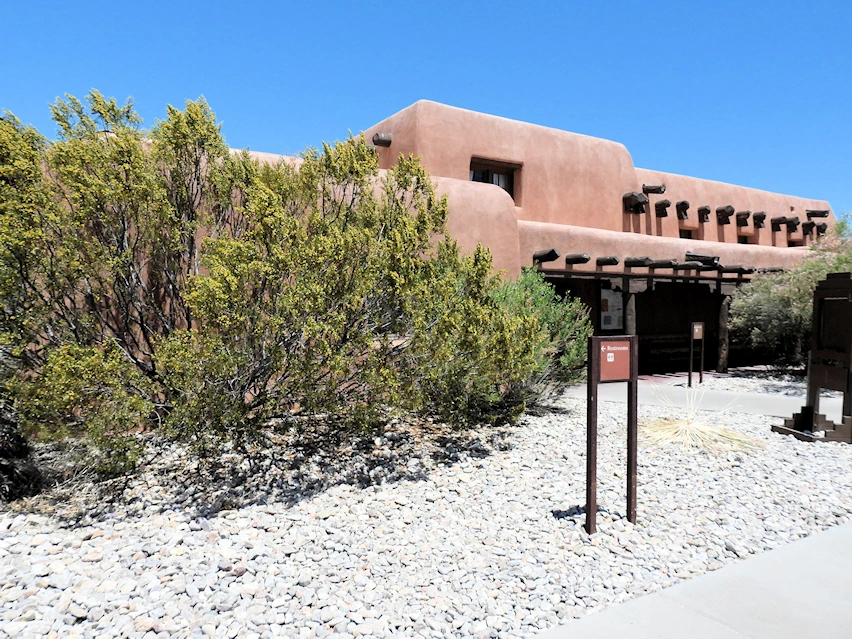 Discover White Sands National Park in New Mexico, the largest sand dunes of this type in the United States.  Get all of the information you need for a successful visit